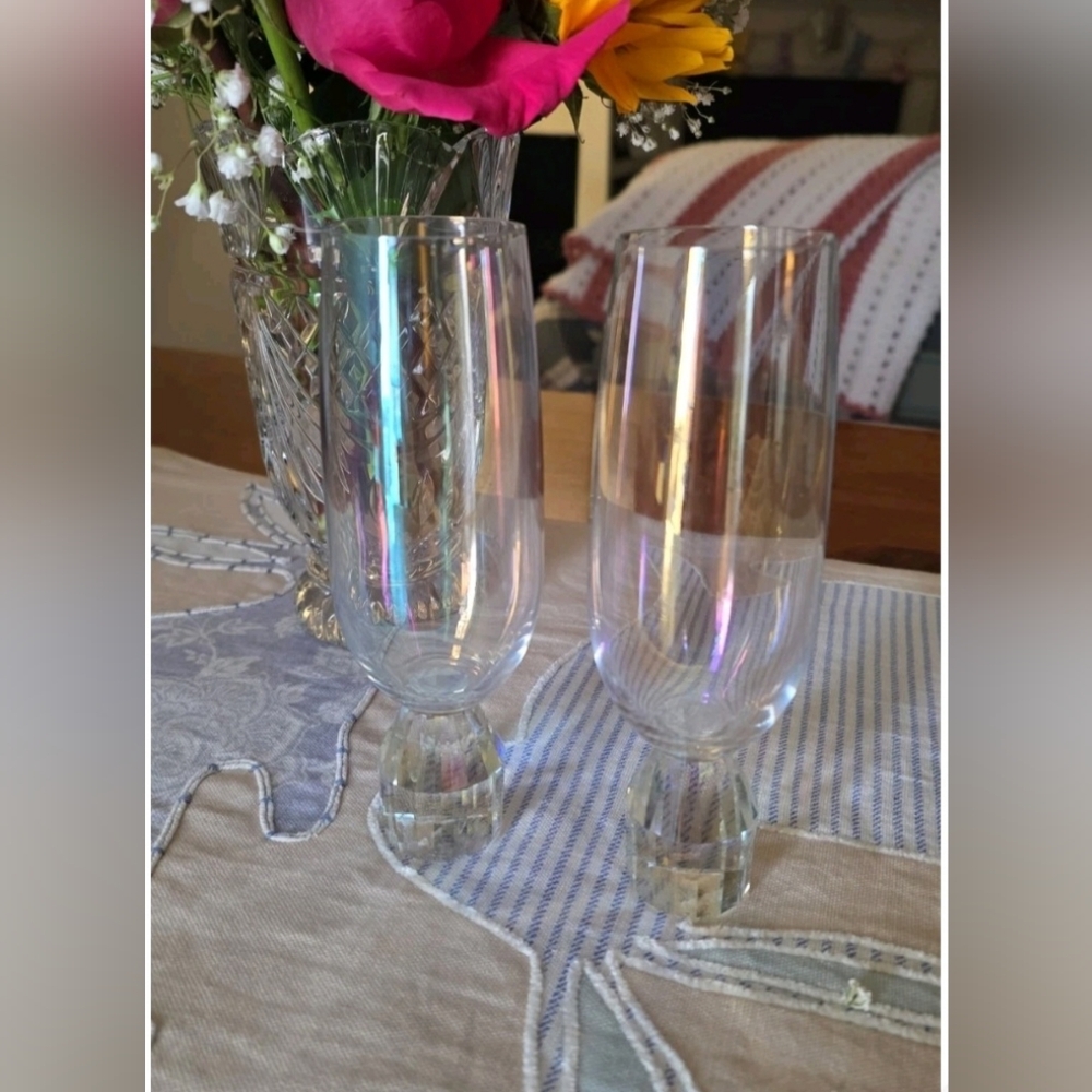 Mikasa Clear Champagne Flutes - Two